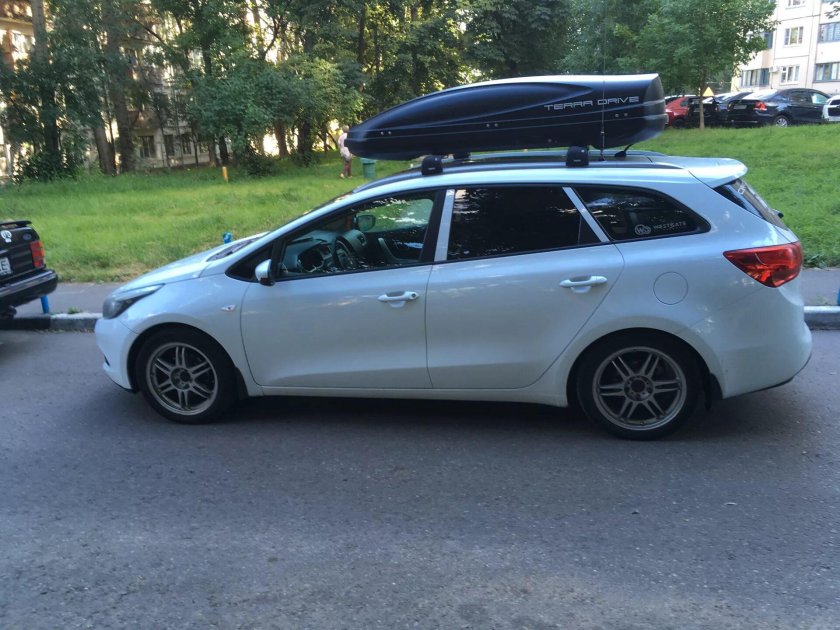 Автобокс Kia Ceed JD SW