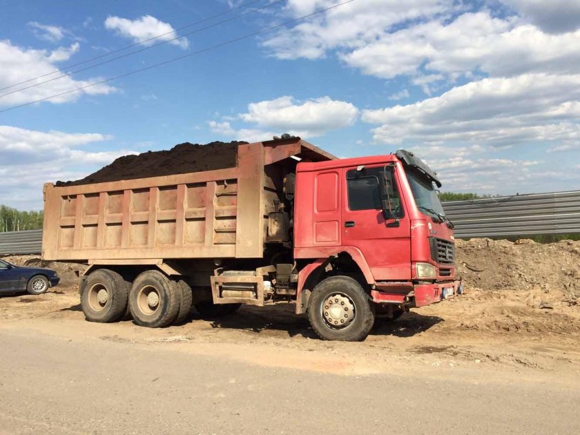 Самосвал Хово 40 тонник