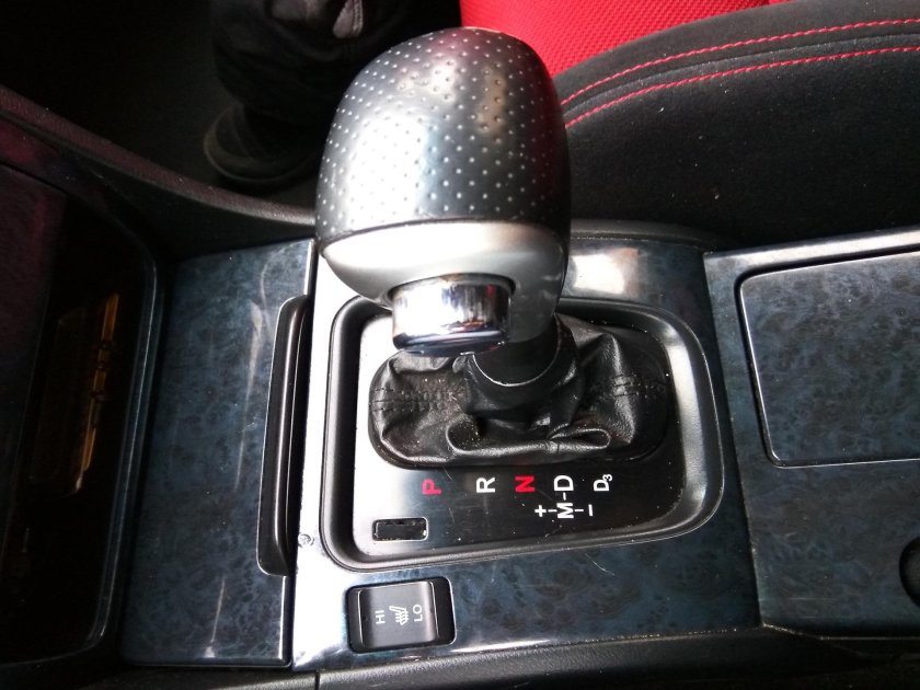 Ручка АКПП Honda Accord 8
