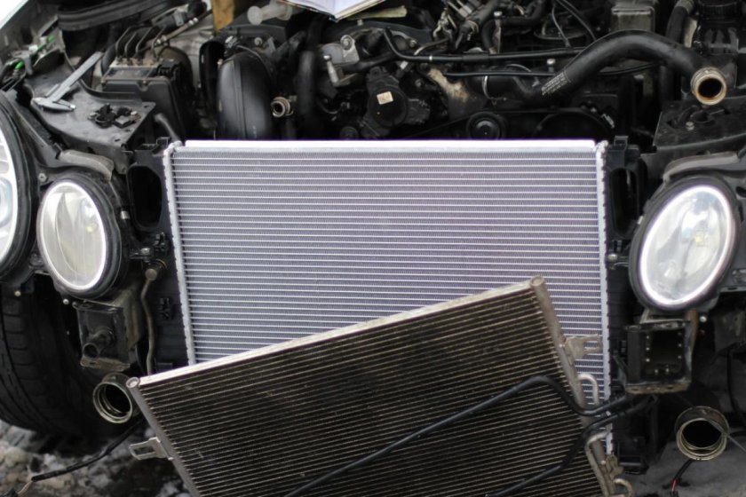 Радиатор автомобильный