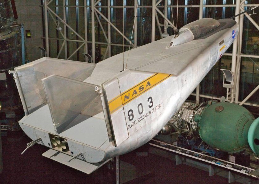 Экспериментальный аппарат Northrop m2-f2 (m2-f3) (США)