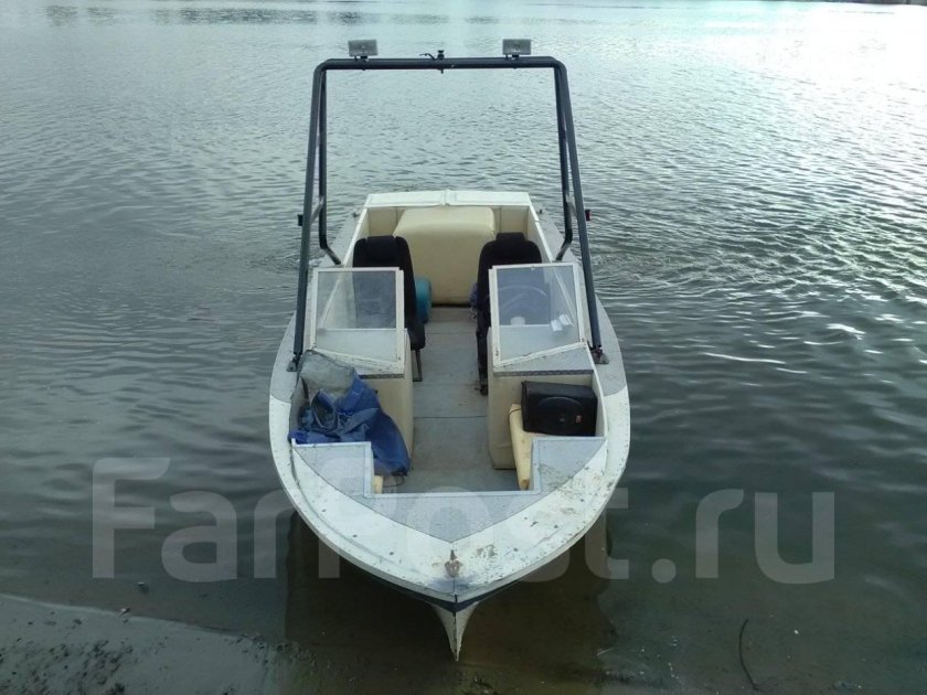 Катер Амур 5,5