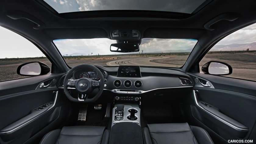 Kia Stinger gt 2021 салон