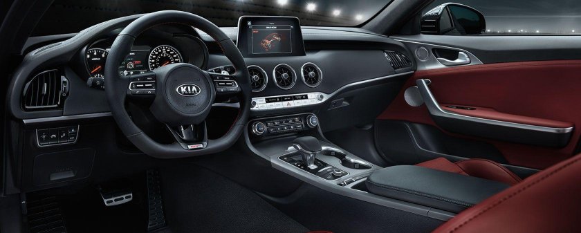 Кия Стингер салон 2020г тюнингованный