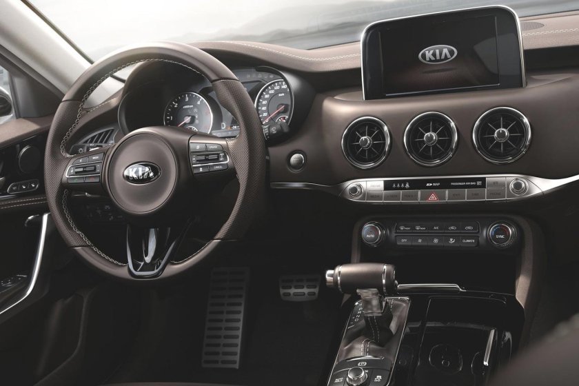 Kia Stinger gt Interior
