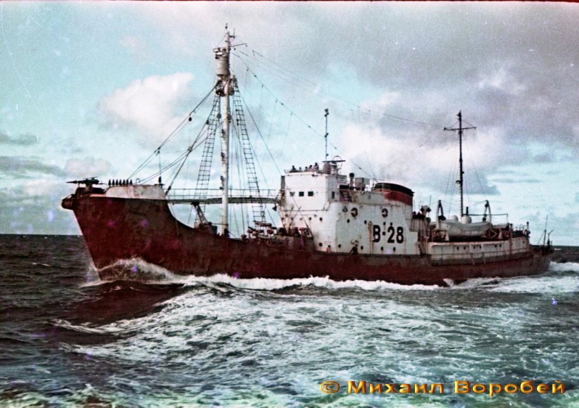 Советская Россия китобойное судно