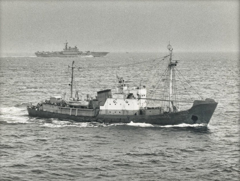 Китобой тральщик