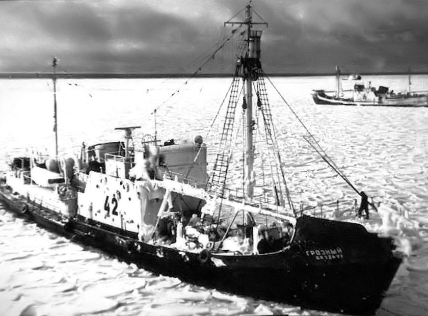 Китобойное судно Советская Украина