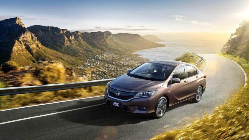 Автомобиль Хонда