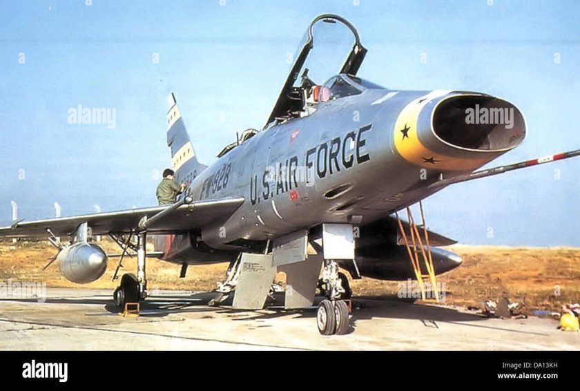 F-100f super Sabre
