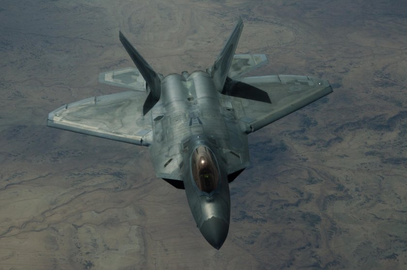 Истребитель США F-33 Raptor