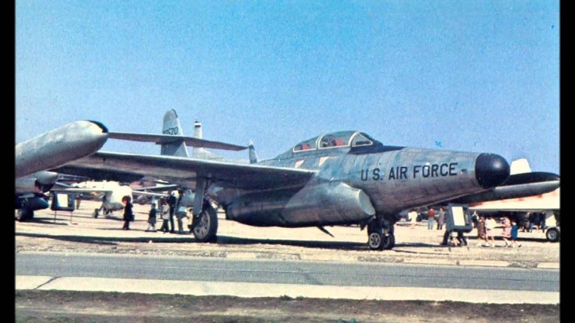 Пионер 230 самолет