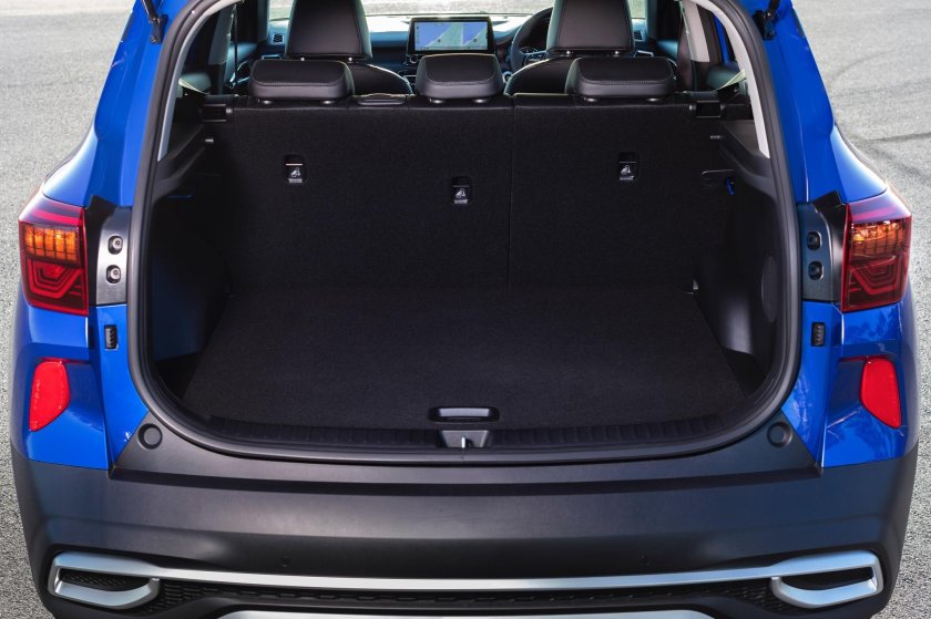 Kia Seltos багажник