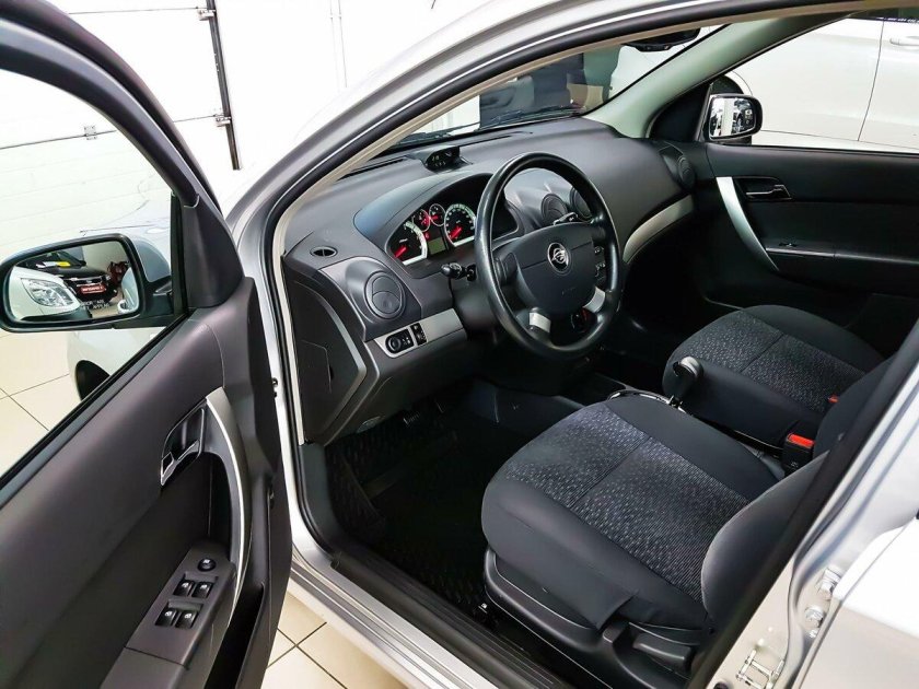 Равон Нексия р3 салон