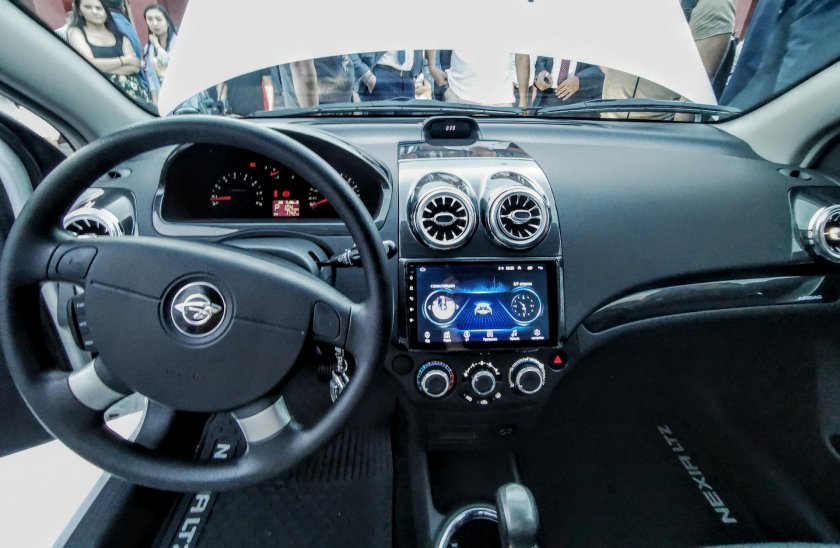 Chevrolet Nexia 3 Salon