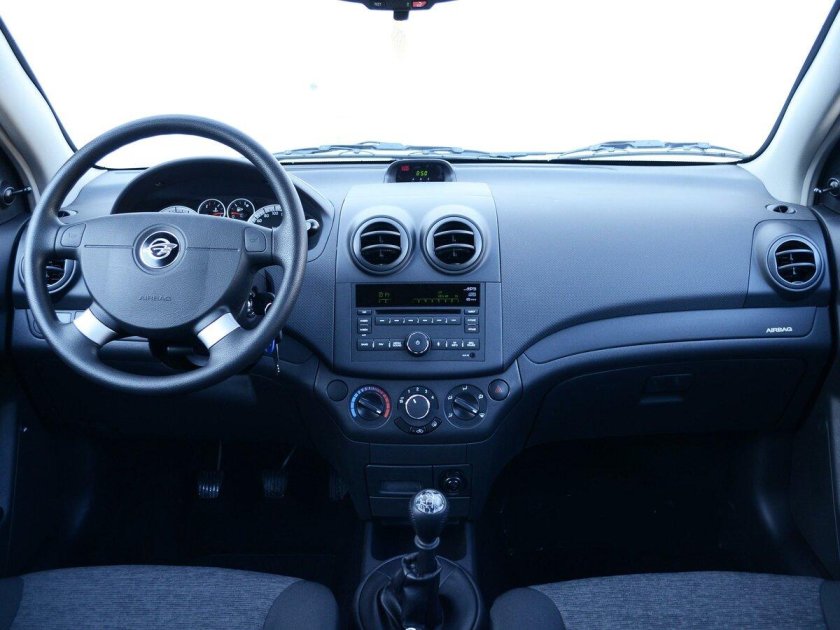 Нексия Равон 3 салон