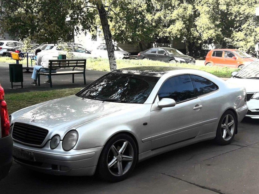 Mercedes-Benz CLK-class 1999