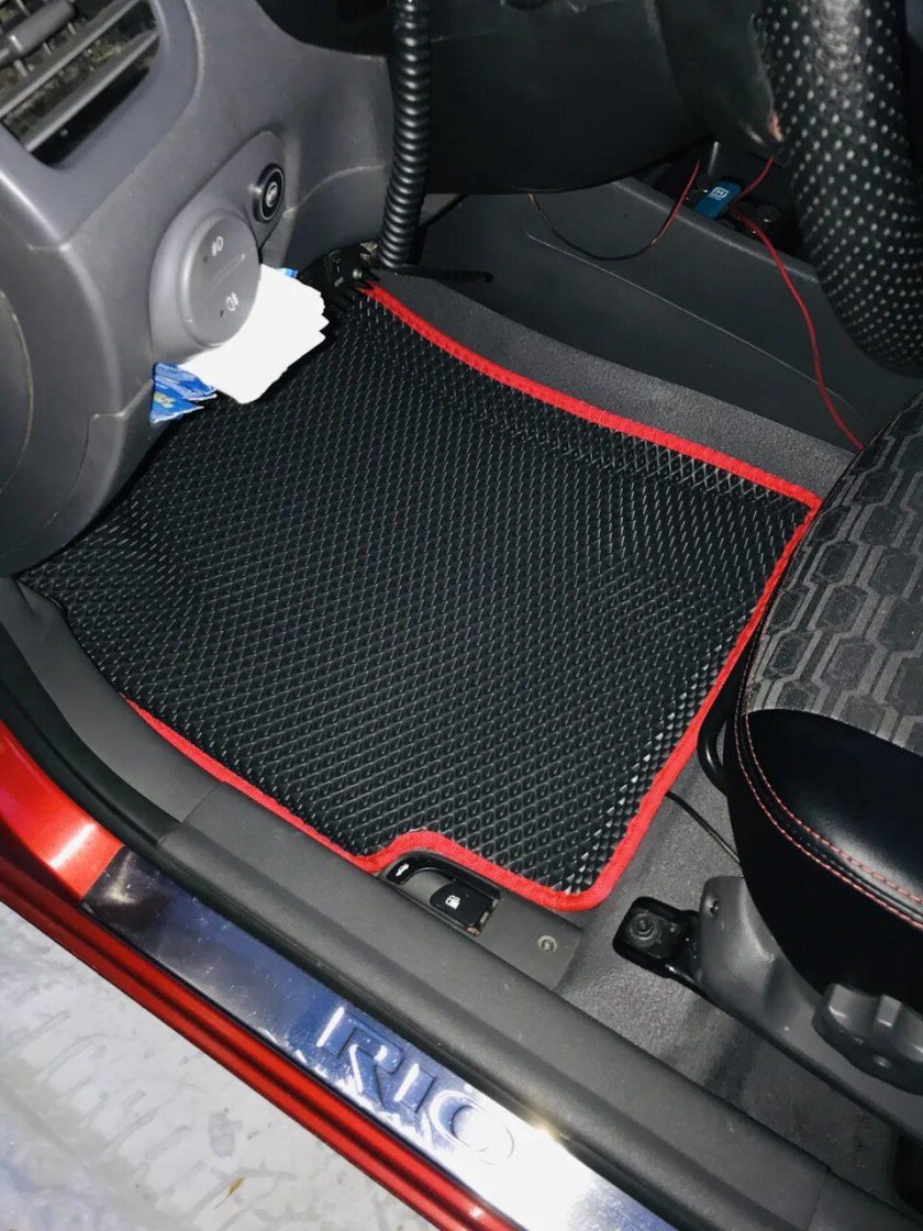 Kia Рио 1 ева коврики