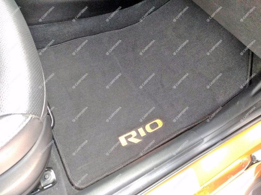 Ворсовые коврики на Kia Rio IV