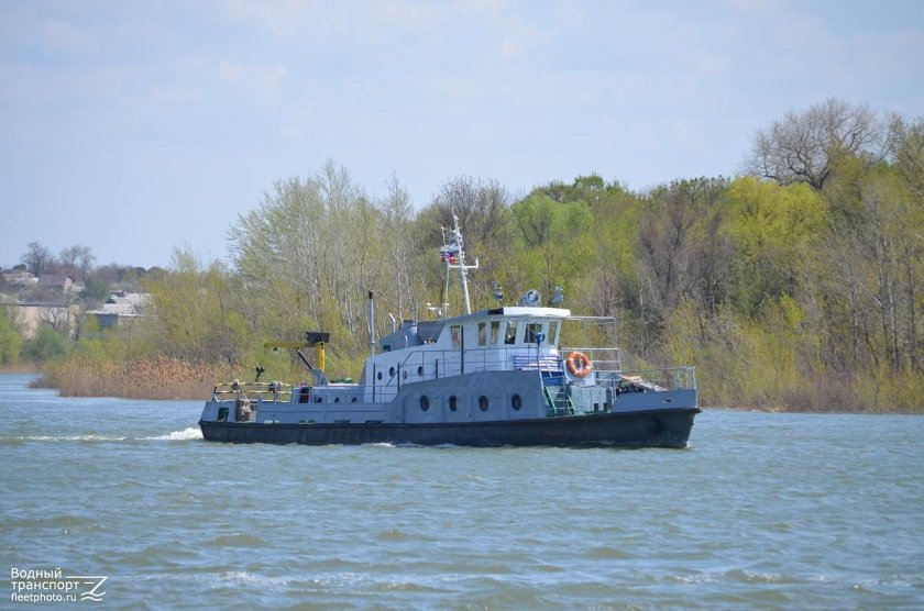 Обстановочное судно проекта 391