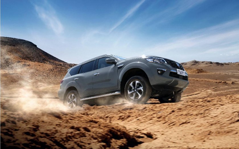 Ниссан Паладин 2023