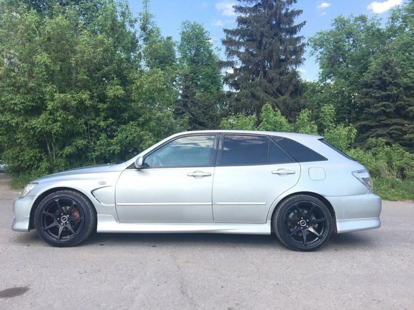 Лексус is 300 универсал