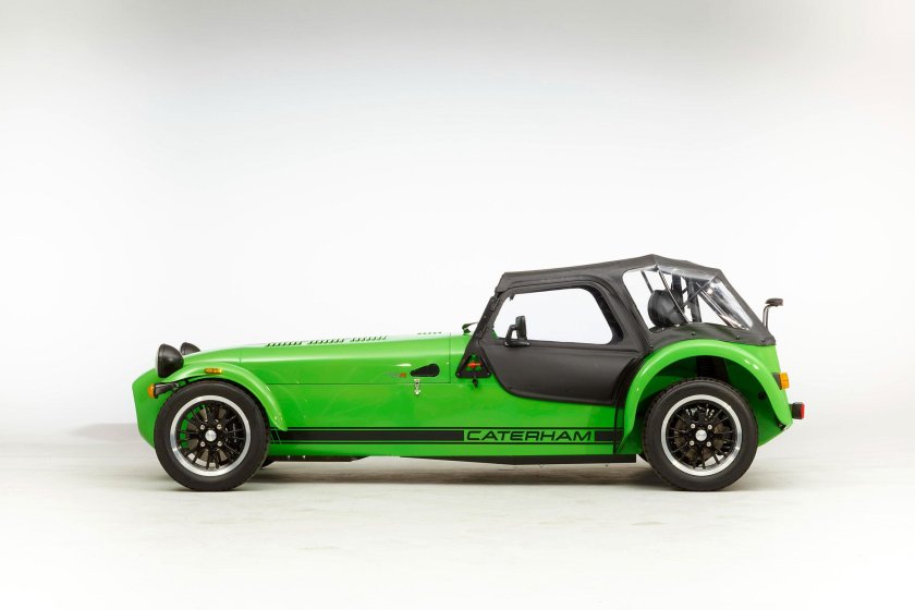 Гоночный автомобиль Caterham