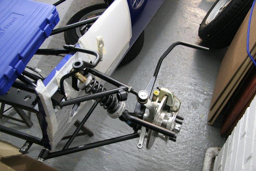 Caterham задняя подвеска