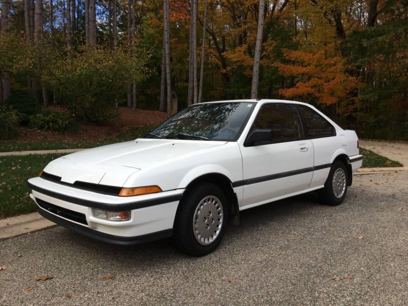 Honda Integra 1 поколение