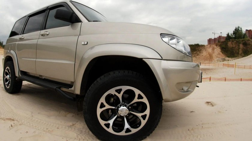 УАЗ Патриот на 18 дисках