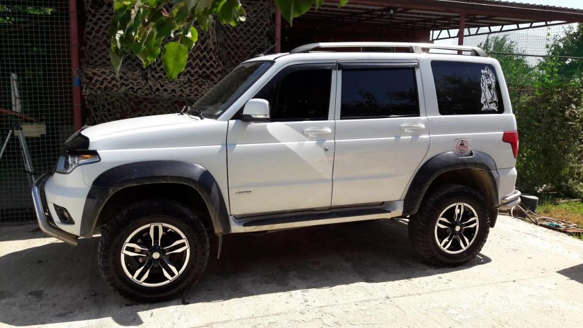 Литье УАЗ Патриот r18