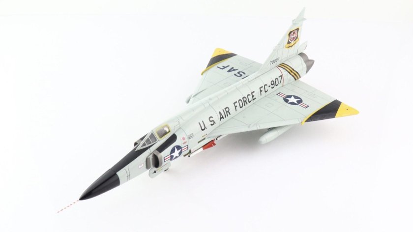 Dagger самолет