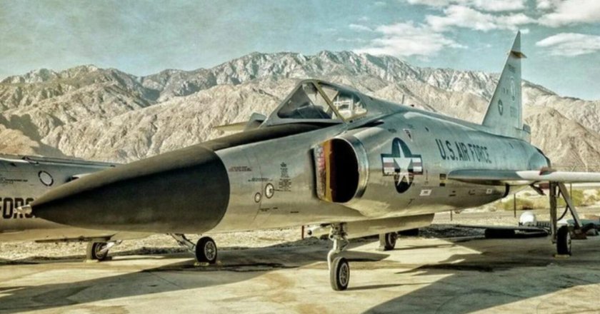 F-102 Дельта Даггер