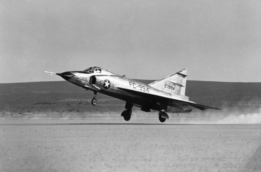 Convair f-102