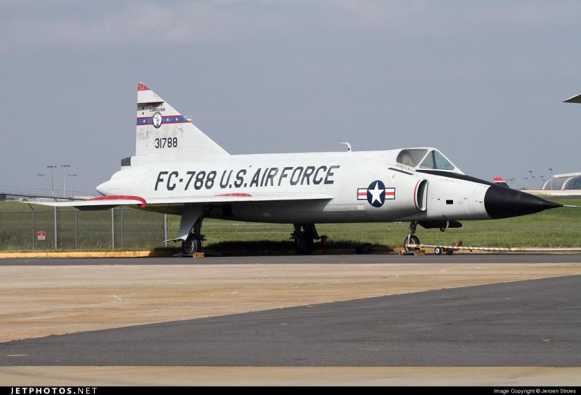 Convair f-106
