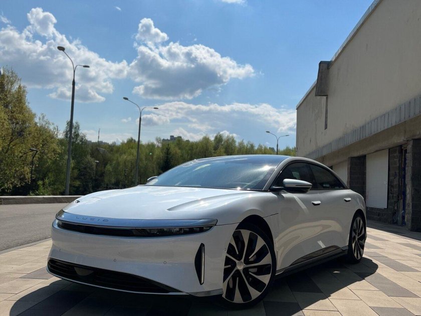 Lucid Air 2023