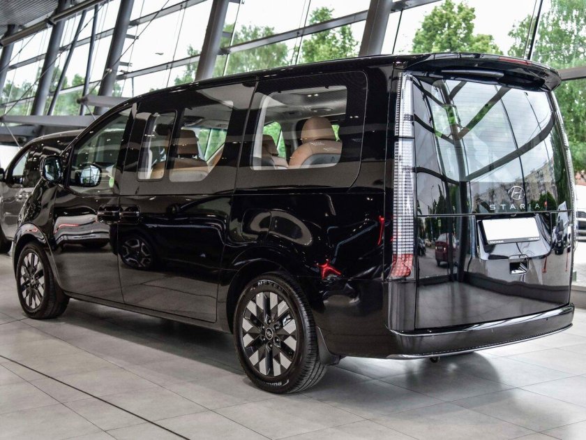 Hyundai Staria 2023
