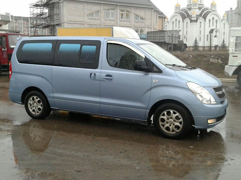 Hyundai Grand Starex 2011