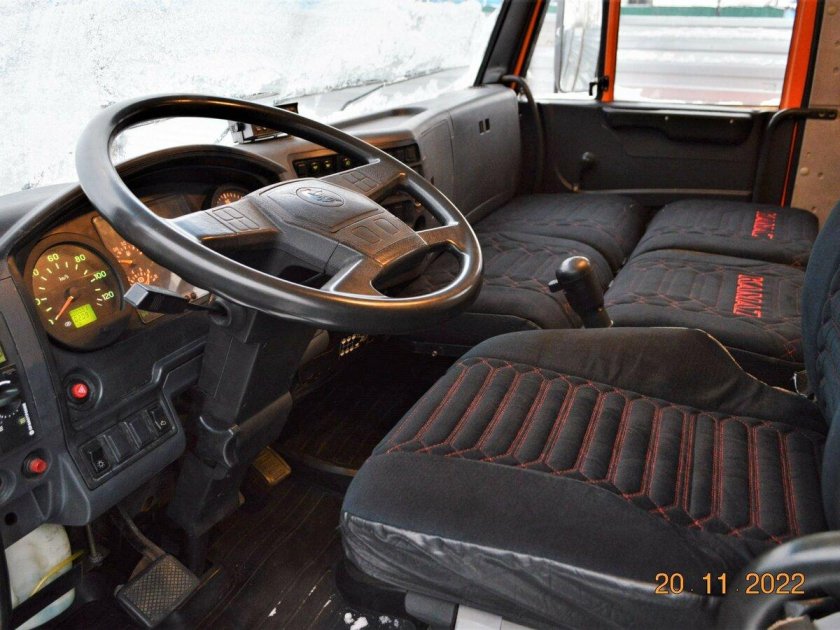 Грузовик КАМАЗ 2010