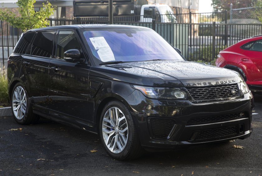 Range Rover Sport SVR 1:18