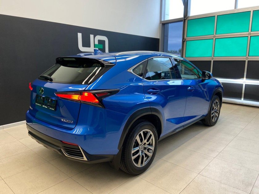 Лексус NX 200 2018