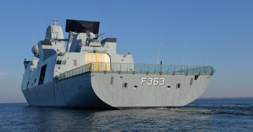 Фрегат Ивер хюитфельд