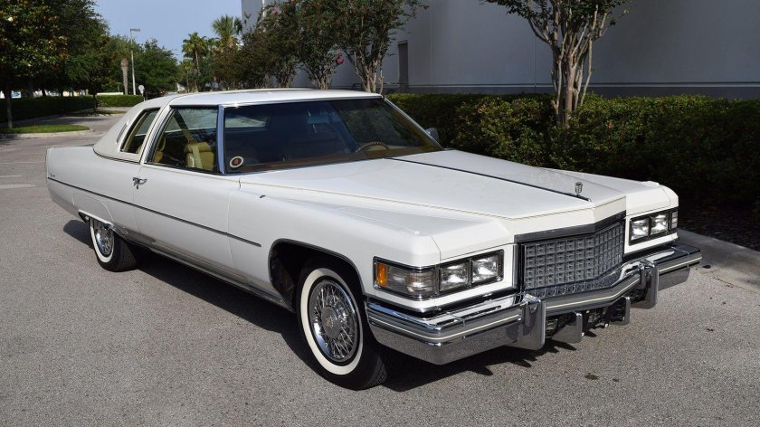 Cadillac Deville купе 1976