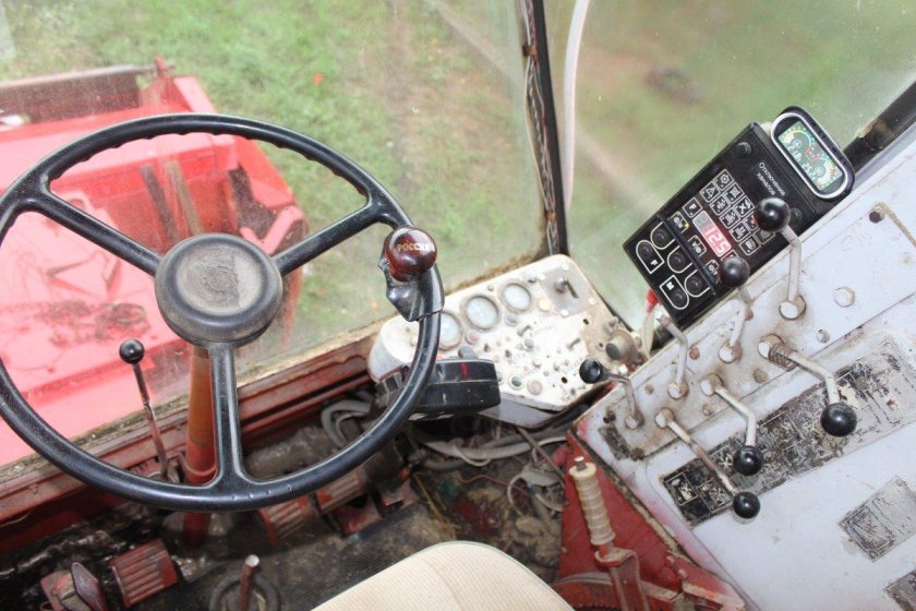 СК-5 Нива кабина