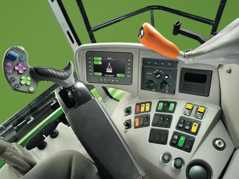 Deutz Fahr комбайн