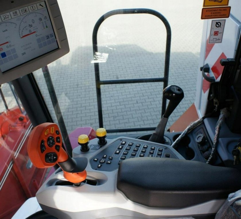 Акрос 595 плюс кабина