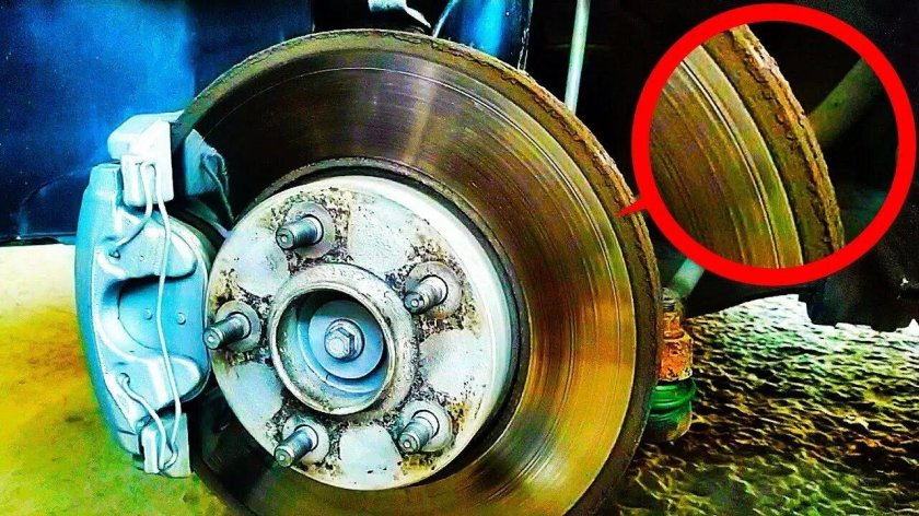 Машина плохо тормозит