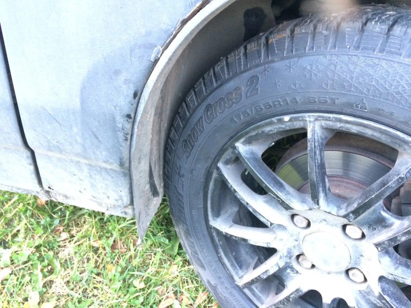 Трут передние колеса ВАЗ 2114