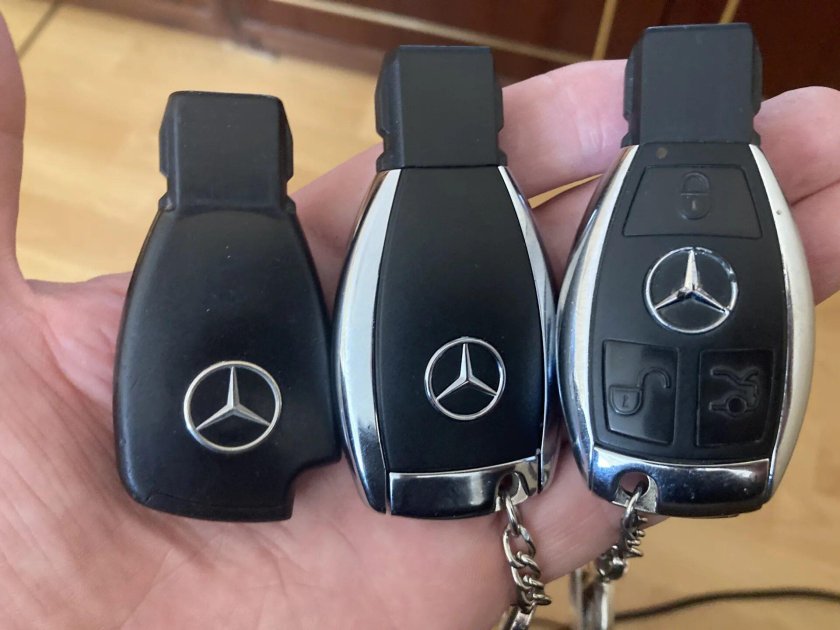 Ключ рыбка Мерседес w211