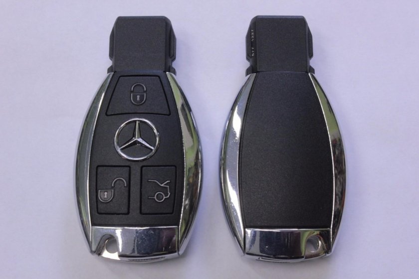 Ключ Мерседес w202